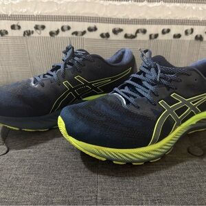 ASICS Nimbus 23 Lite-Show Dark Blue and Bright Yellow Athletic Shoes